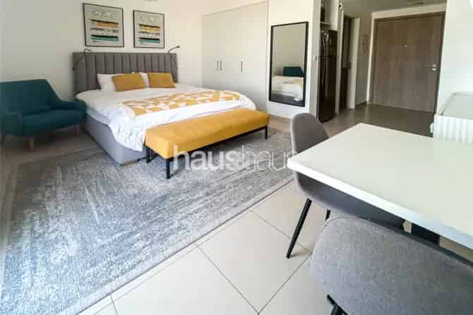Studio Apartment To Rent in Una Apartments