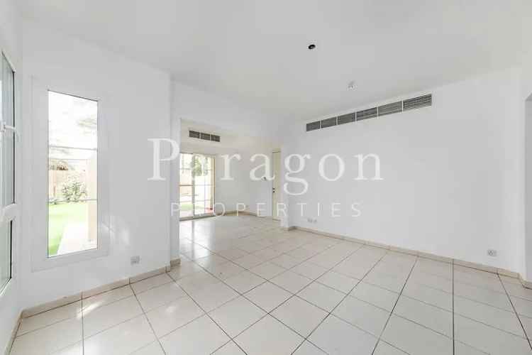 Corner Unit Lake View Exclusive