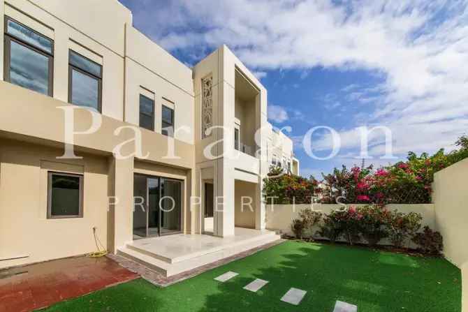 4 Bed Townhouse For Sale in Mira Oasis 3