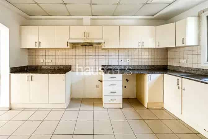 3 Bed Villa To Rent in Meadows 1