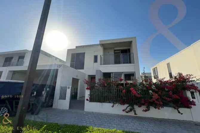 4 Bed Villa To Rent in Sidra 3