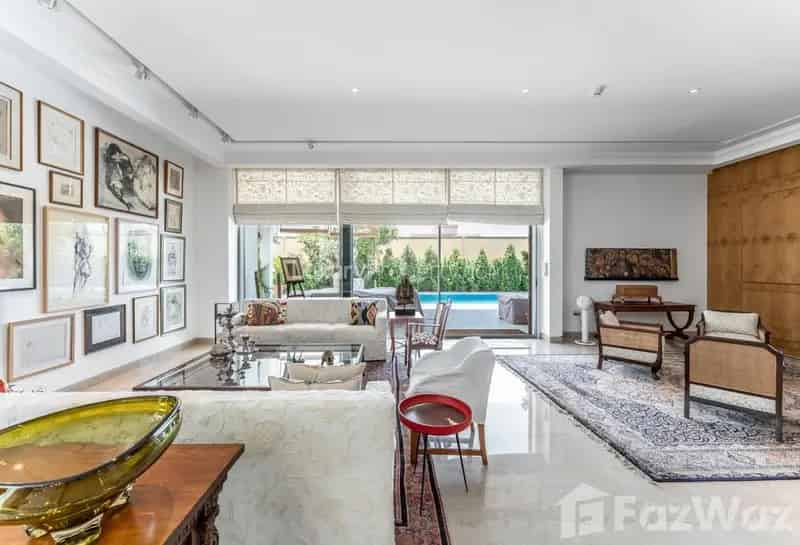 6 Bedroom Villa for sale at Parkway Vistas