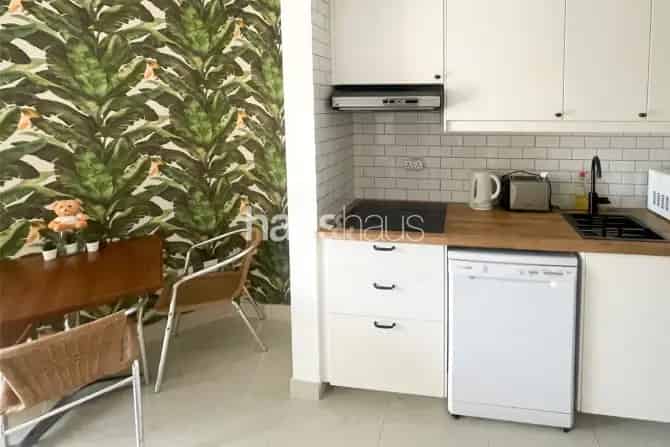 Studio Apartment To Rent in Dubai Gate 1