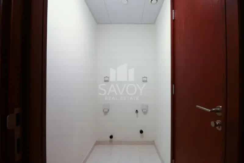 4 Bedroom Apartment for Rent in The Marina Abu Dhabi with Balcony and Gym