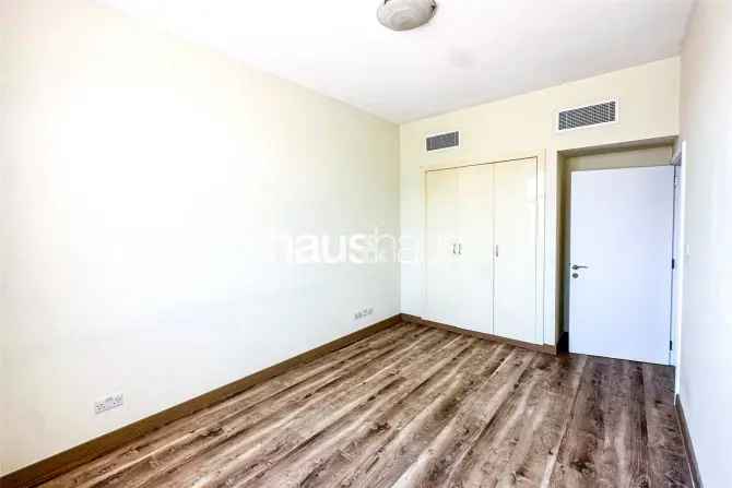 3 Bed Villa To Rent in Zulal 1