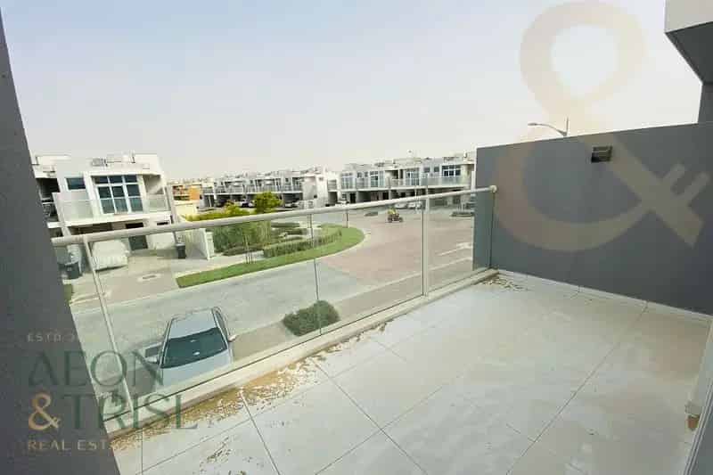 Ready to Move in 3 Bedroom Amargo 1