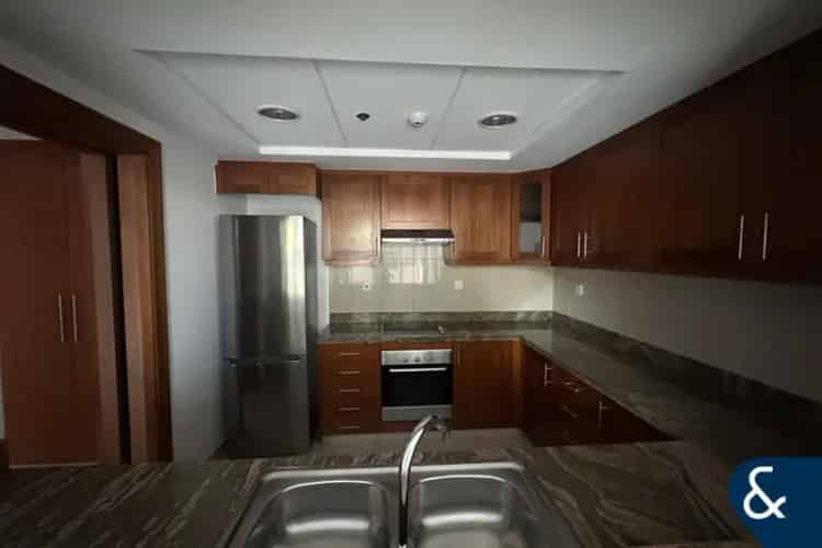 1 Bedroom Apartment for Rent in Golf Tower 1, Golf Towers, The Views.