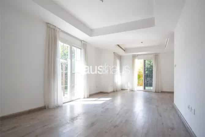 3 Bed Villa For Sale in Ghadeer 1