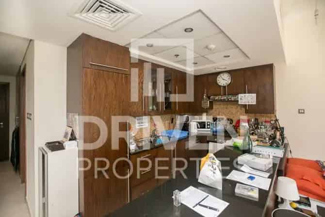 Studio Apartment To Rent in 8 Boulevard Walk