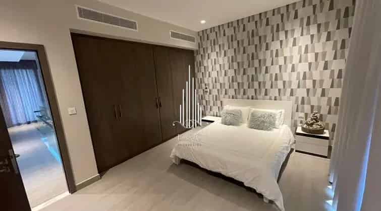 Rent 3 Bedroom Villa in Yas Acres, Abu Dhabi with Amenities
