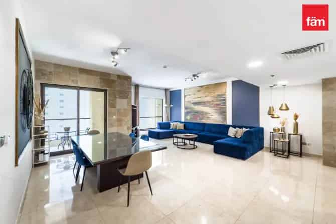 3 Bed Apartment To Rent in Shams 2