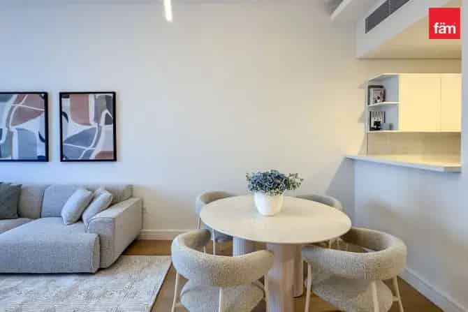 1 Bed Apartment For Sale in Sol Bay Tower