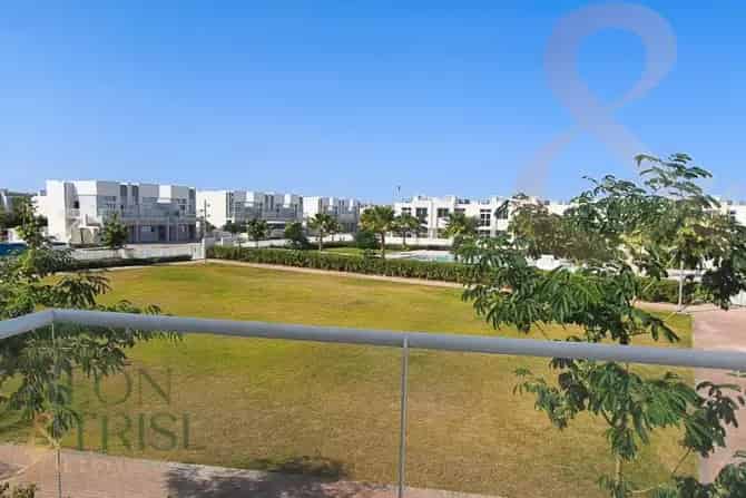 4 Bed Townhouse For Sale in Avencia