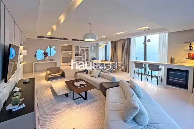 4 Bedroom Apartment For Sale