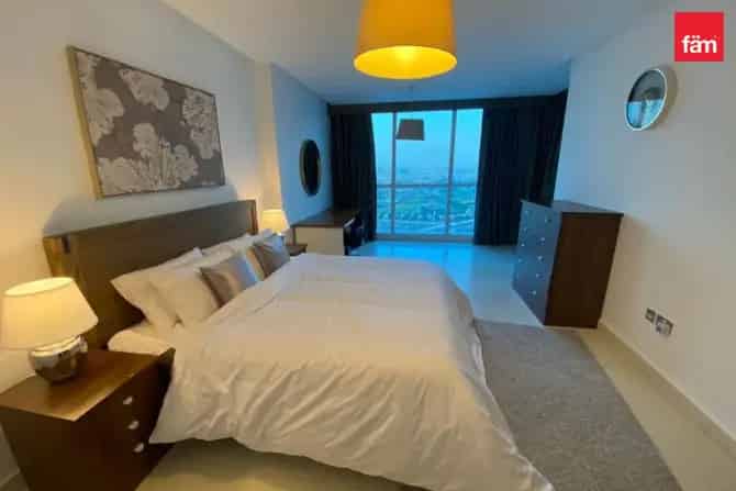 3 Bed Apartment For Sale in 23 Marina