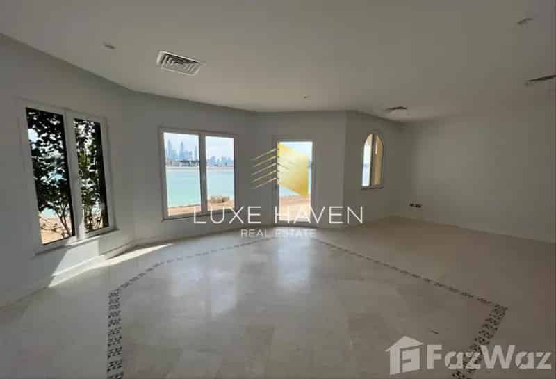 4 Bedroom Villa for sale at Garden Homes Frond D