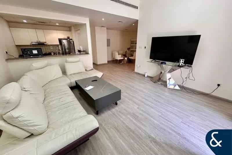 3 Bedroom Apartment for Sale in Al Ghaf, Greens.