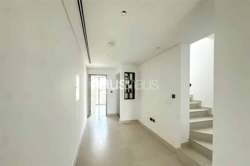 4 Bedroom Villa To Rent