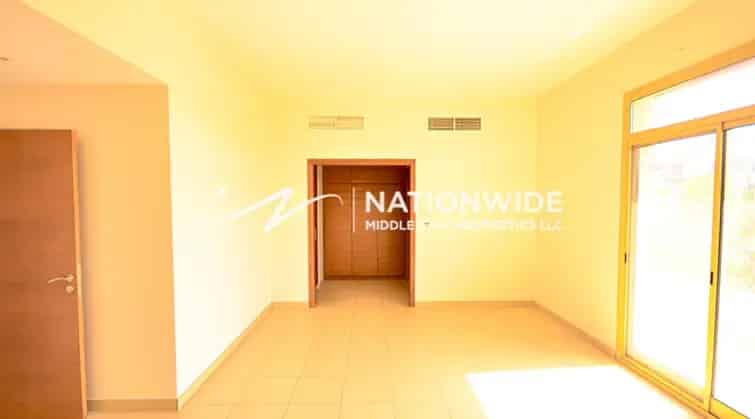 Rent 6 Bedroom Villa in Al Raha Golf Gardens with Private Pool