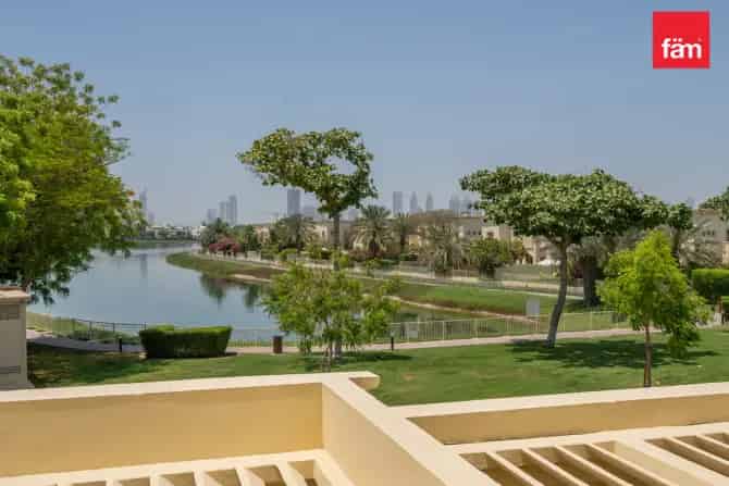 3 Bed Villa To Rent in Springs 6