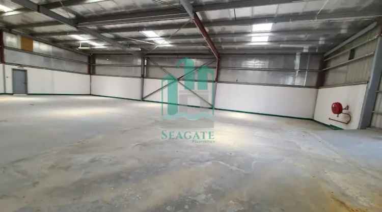 3160 Sq.Ft. Warehouse  for Rent in Al Quoz Industrial Area, Al Quoz, Dubai