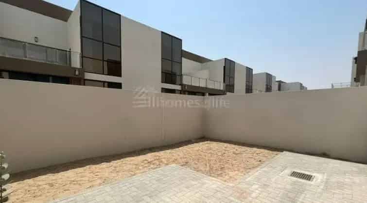 Rent 3 Bedroom Townhouse in Mohammed Bin Rashid City with Luxurious Features