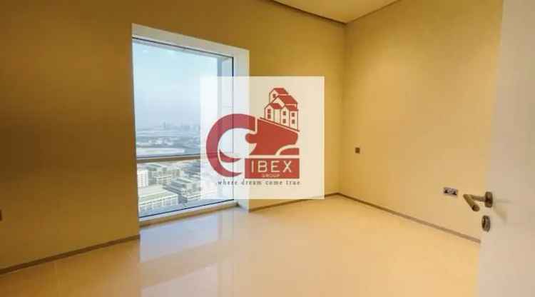 2 Bedroom 1350 Sq.Ft. Apartment for Rent in Sheikh Zayed Road, Dubai