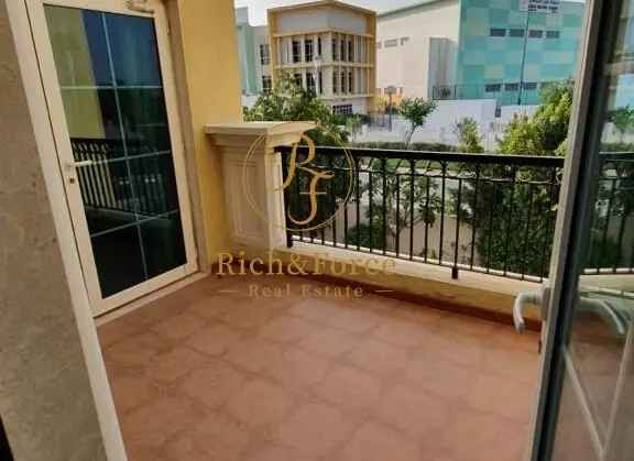 3 Bedroom 3063 Sq.Ft. Villa for Rent in Legacy, Jumeirah Park, Dubai