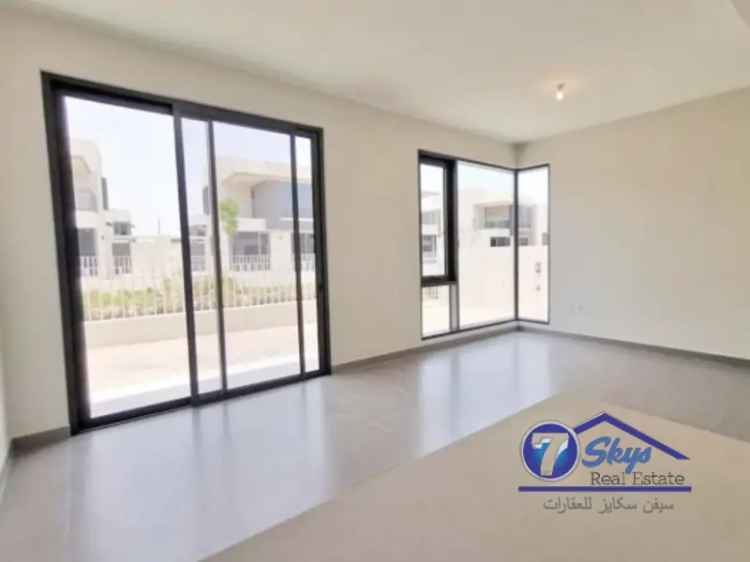 Buy 4 Bedroom Townhouse in Dubai Hills with Garden and Community Pool