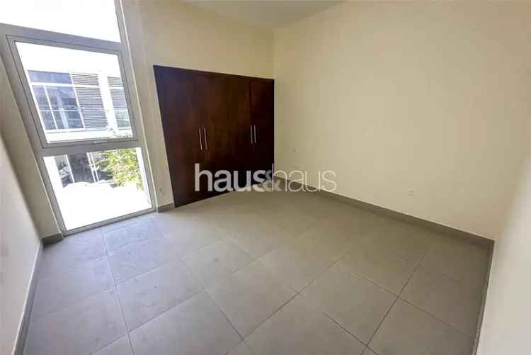 3 Bedroom Townhouse To Rent