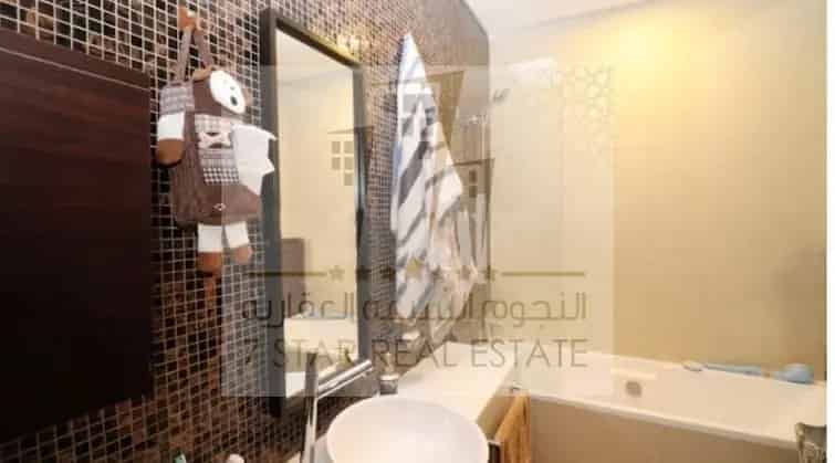 Buy 5 Bedroom Duplex in Al Majaz with Khalid Lake View