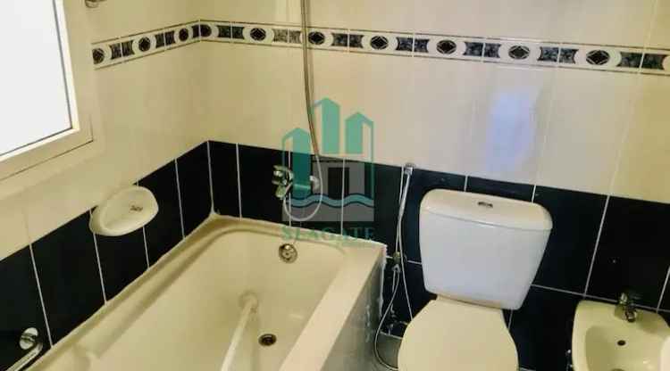 3 Bedroom 3500 Sq.Ft. Villa for Rent in Umm Suqeim 2, Umm Suqeim, Dubai