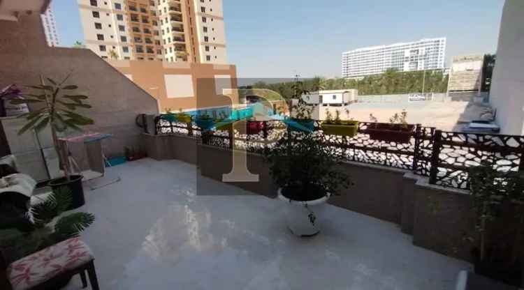 4 Bedroom 1935 Sq.Ft. Villa for Rent in JVC District 12, Jumeirah Village Circle (JVC), Dubai