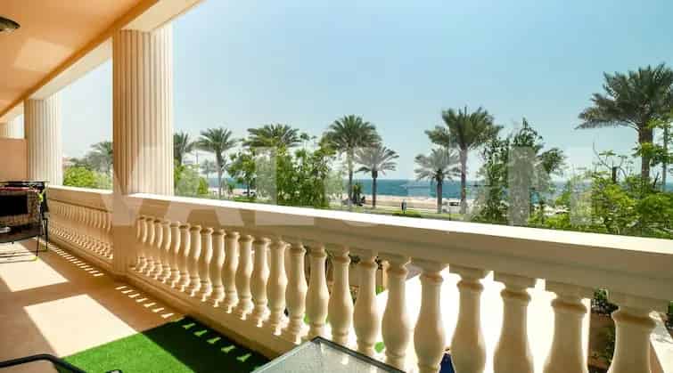 Duplex for Sale with 4 Bedrooms in Palm Jumeirah Dubai