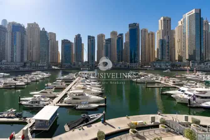 2 Bed Apartment For Sale in Vida Dubai Marina & Yacht Club