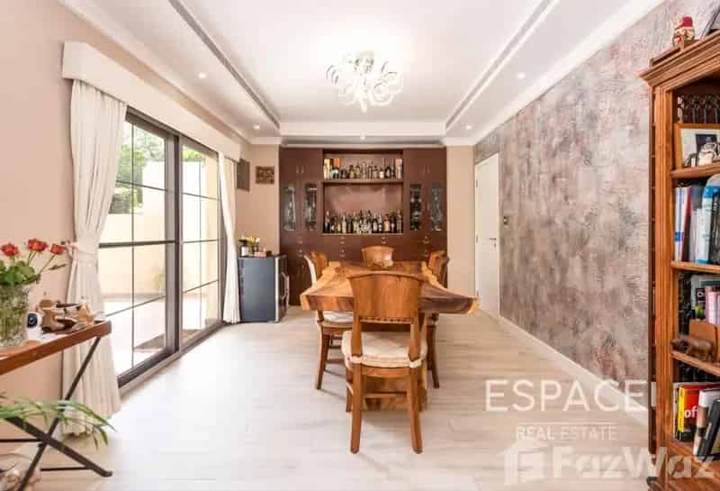 4 Bedroom Villa for sale at Deema 1