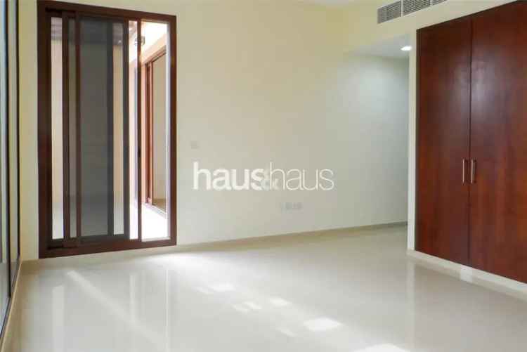 4 Bedroom Townhouse For Sale