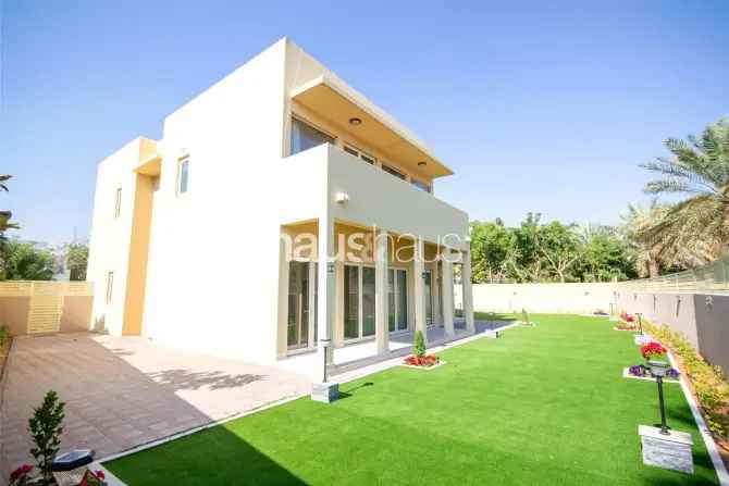 5 Bed Villa To Rent in Saheel 3