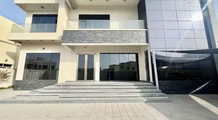 Rent Modern 5 Bedroom Villa with Pool and Garden in Al Barsha South Dubai