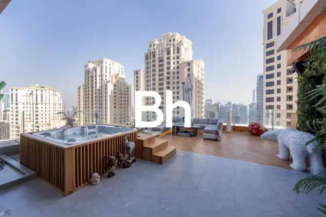 4 Bed Apartment For Sale in Shams 4