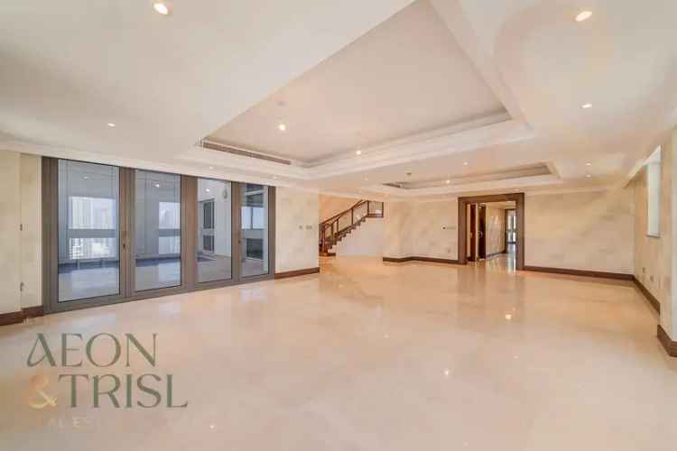 Burj Khalifa View Spacious Duplex Apartment