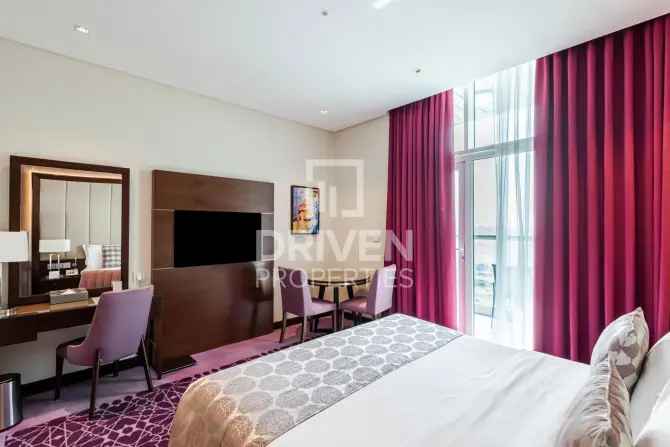 Studio Apartment To Rent in Royal Continental Suites