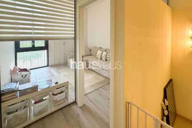 4 Bed Townhouse To Rent in Richmond