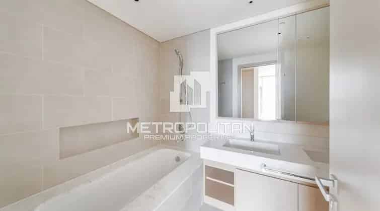 Buy 3 Bedroom Apartment in Creek Rise Dubai with High View