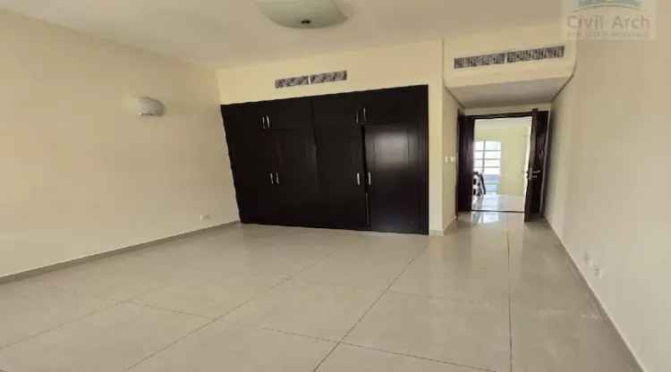 Rent 3 Bedroom Villa in Dubai Sports City with Huge Garden