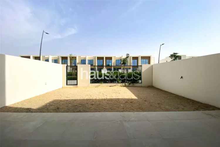 3 Bedroom Townhouse To Rent