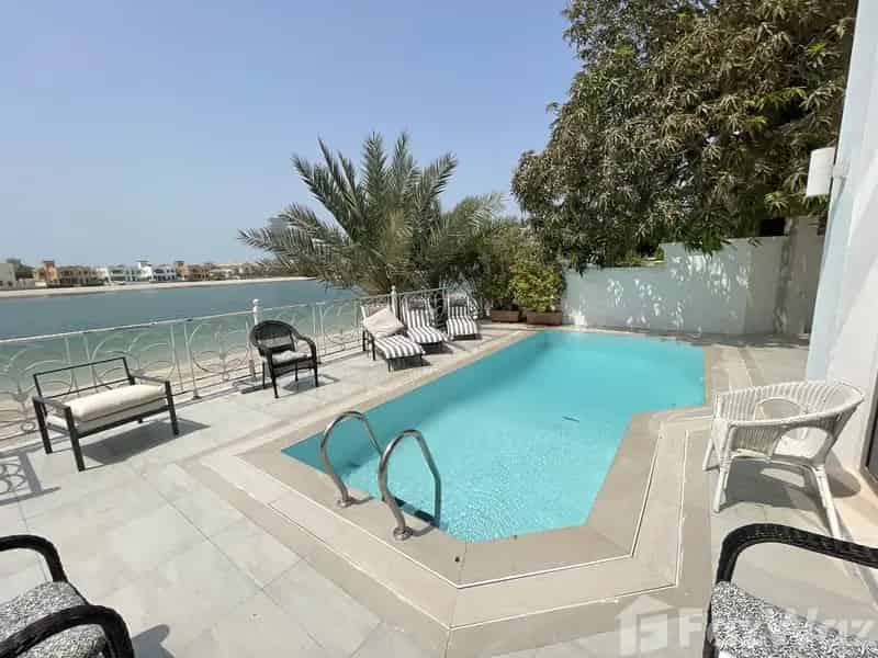 5 Bedroom Villa for sale at Garden Homes Frond D