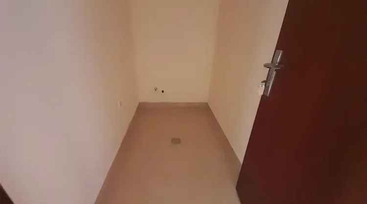 3 Bedroom 2000 Sq.Ft. Apartment for Rent in Al Taawun, Sharjah