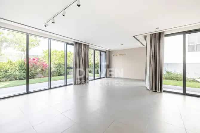 4 Bed Villa To Rent in Sidra 1