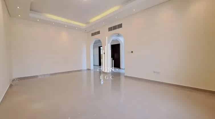 5 Bedroom 3675 Sq.Ft. Villa for Rent in Khalifa City A, Abu Dhabi